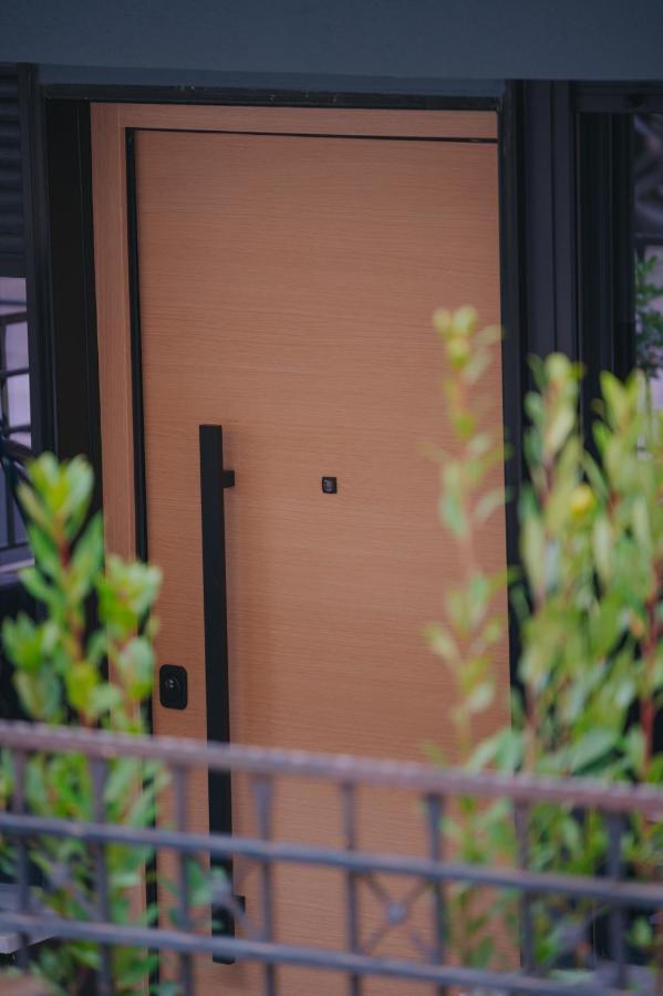 New Modern Ground Floor Apartment By The Sea Thessaloniki Exterior foto